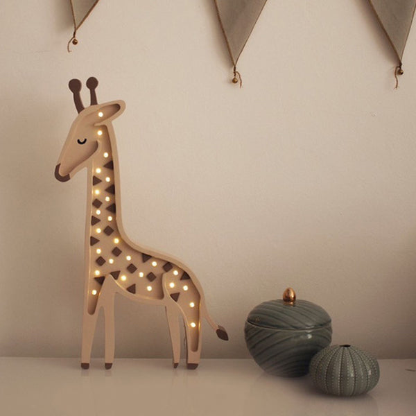 Little-Lights-nattlampa-till-barnrummet-giraff